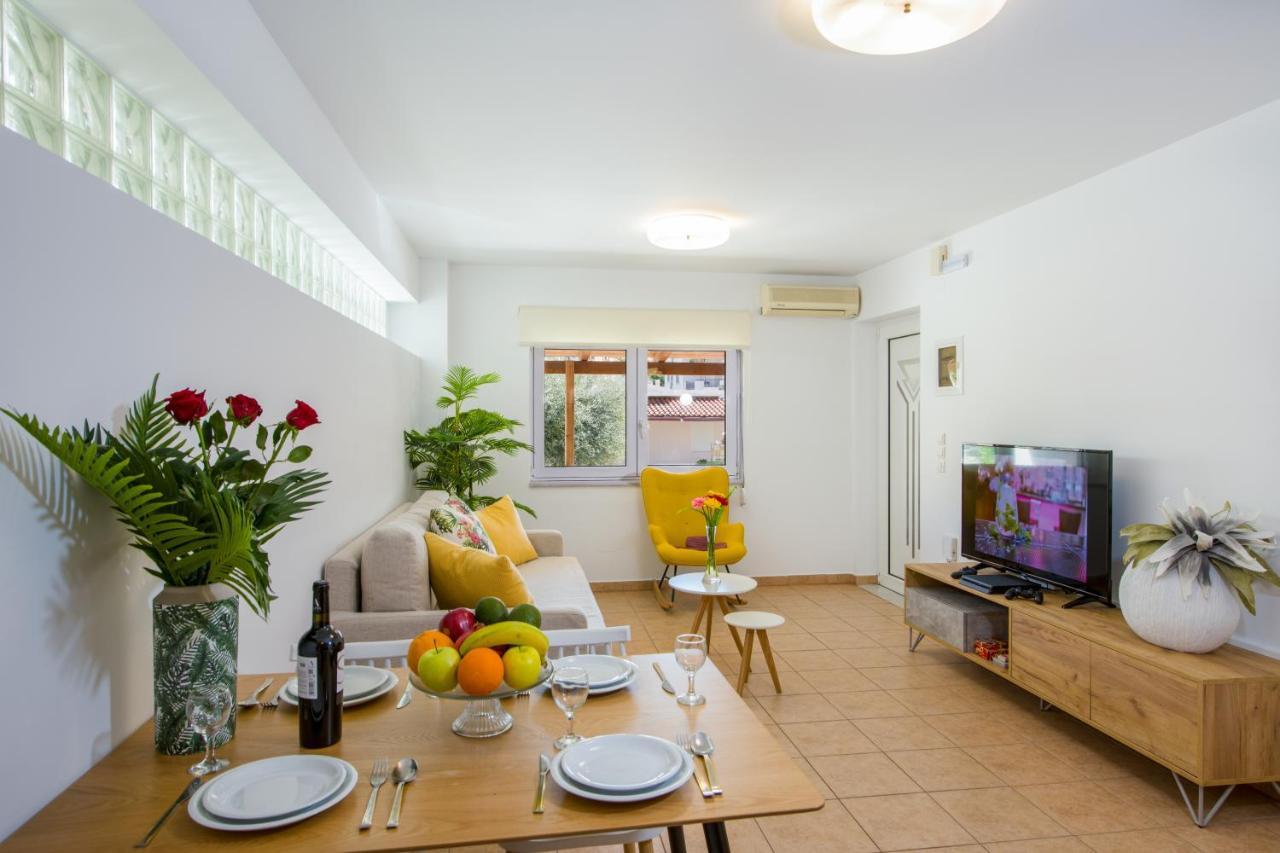 Manolia Dream 30m To The Apartament Agia Marina