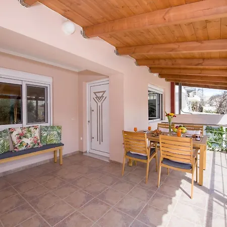 Manolia Dream Apartment 30M To The Beach Agia Marina Buitenkant foto